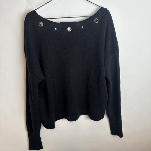 Women's Black Wildfox Cline Embellished Grommet Pullover Sweater | Size XS - Picture 4 of 7